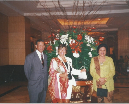Thea Pancotto con S.E. Irawan Abidin e signora